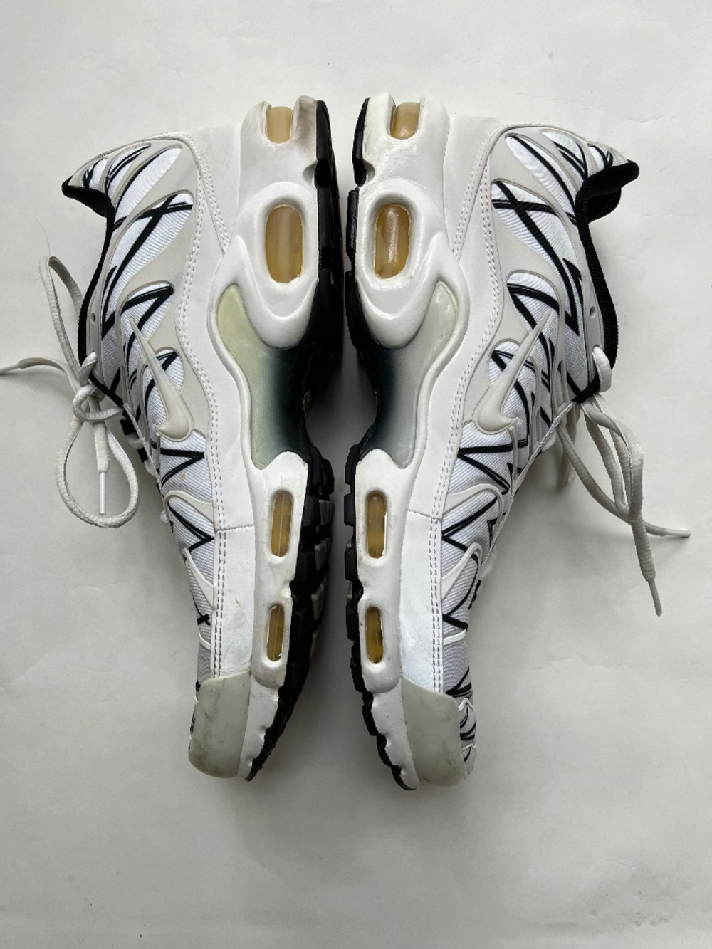 Nike Air Max Plus Shark White